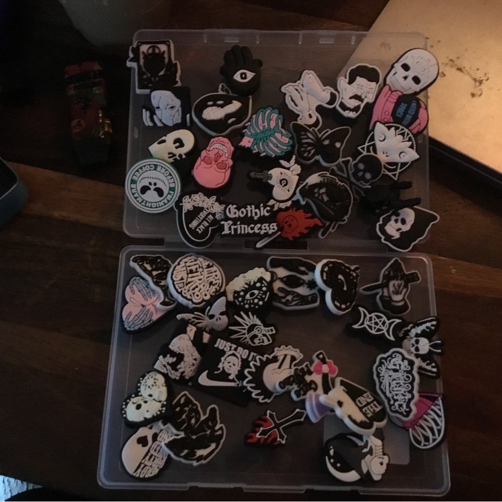 50 Unbranded Halloween shoe charms